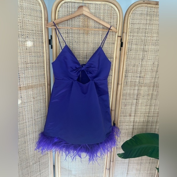 Alice + Olivia Necole Dress - Picture 4 of 10